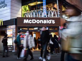 衝撃！！！ポテト好きの僕としてはとっても残念なニュースです。いろいろなところでコロナの影響が出てますね(≧∀≦)

https://news.yahoo.co.jp/articles/59347e18d0d299a01c9d531e2a45